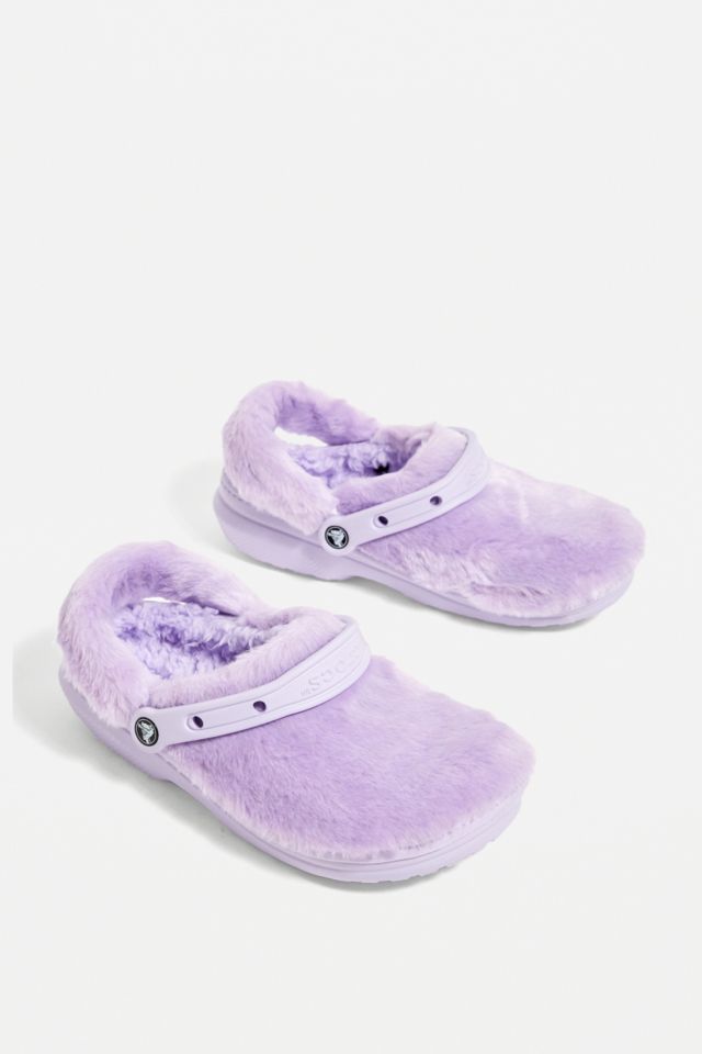 Lavender best sale fluffy crocs