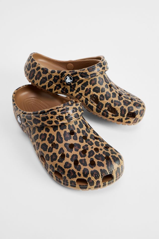 Zuecos Clásicos de Leopardo Crocs #1