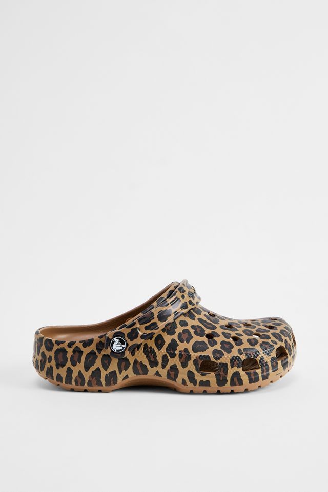 Zuecos Clásicos de Leopardo Crocs #2