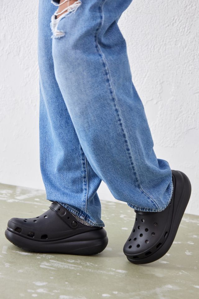 Crocs black hot sale clogs