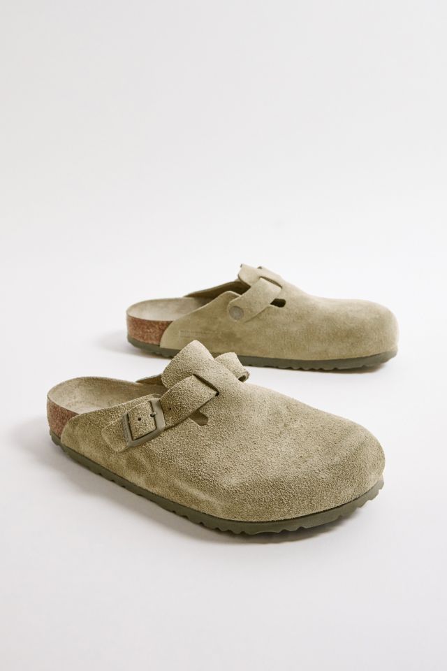 Birkenstock Faded Khaki Suede Boston Clogs | Urban Outfitters UK