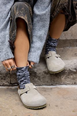 Birkenstock Boston Clogs in verblasstem Khaki