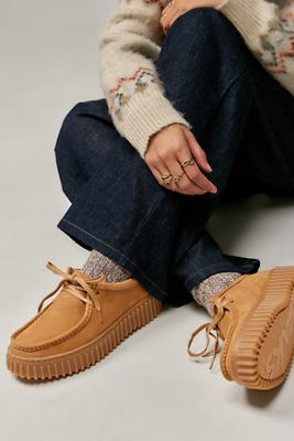 Zapatos Clarks Originals Torhill Bee de Gamuza en Ante Color Camel Claro