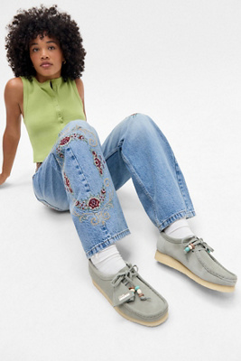 Wallabee Suede Shoes - UK 5 at Urban Outfitters - Clarks Originals - Modalova