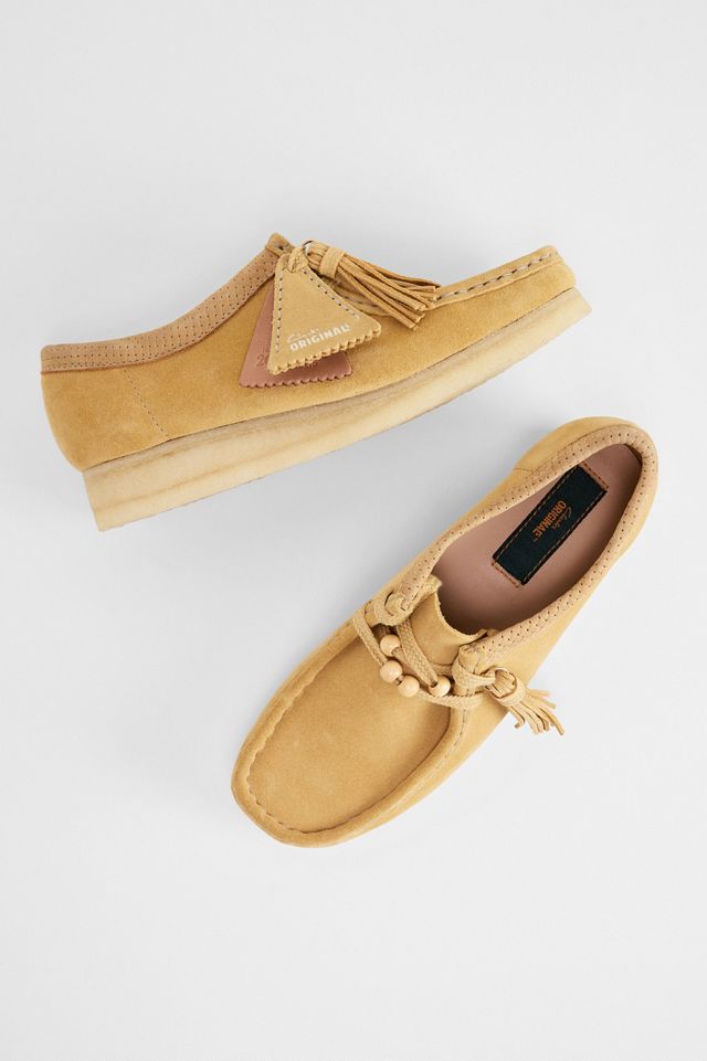 Scarpe Wallabee Clarks Originals in Pelle Scamosciata Dorata #2