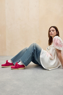 Wallabee Suede Shoes - UK 5 at Urban Outfitters - Clarks Originals - Modalova