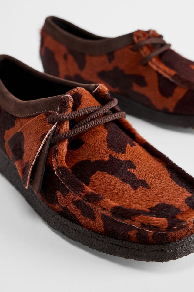 Zapatos Clarks Originals Wallabee Estampado de Vaca Marrón #3