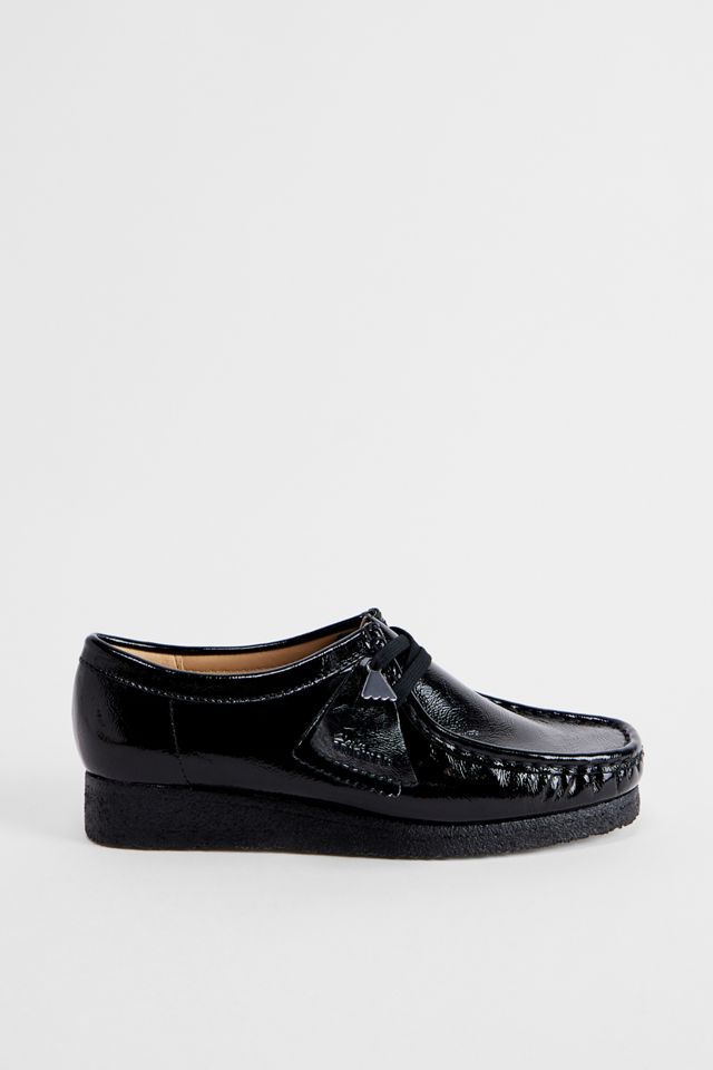 Zapatos Wallabee de Charol Negro Clarks Originals #1
