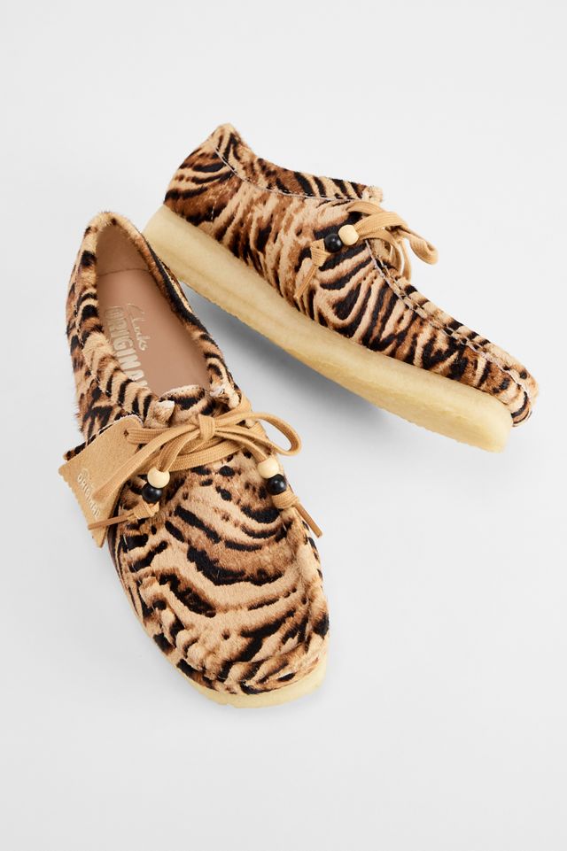 Chaussures Wallabee à imprimé tigre Clarks Originals #1
