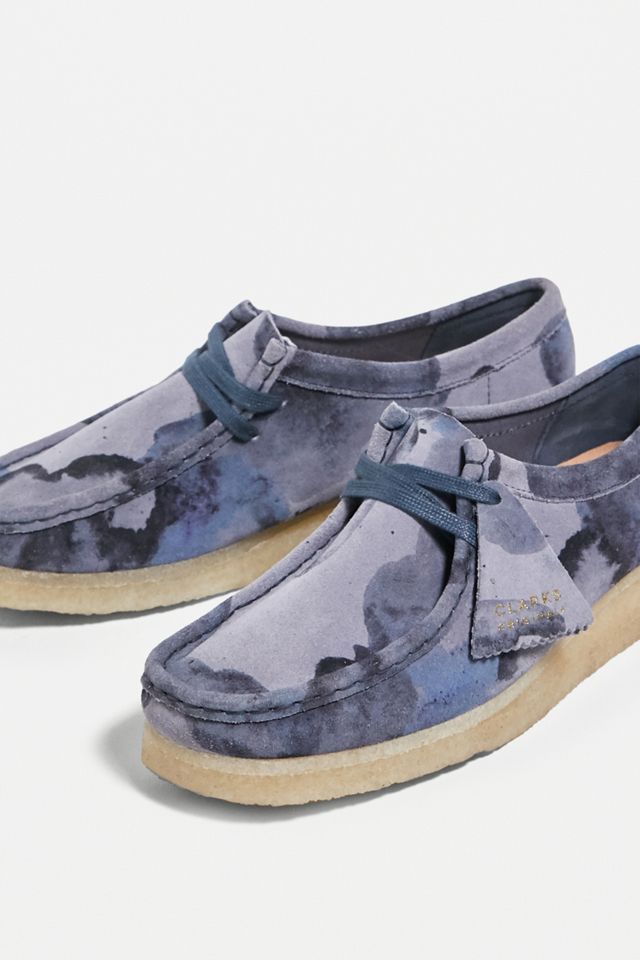 Clarks Originals - Chaussures Wallabee à imprimé camouflage bleues #1