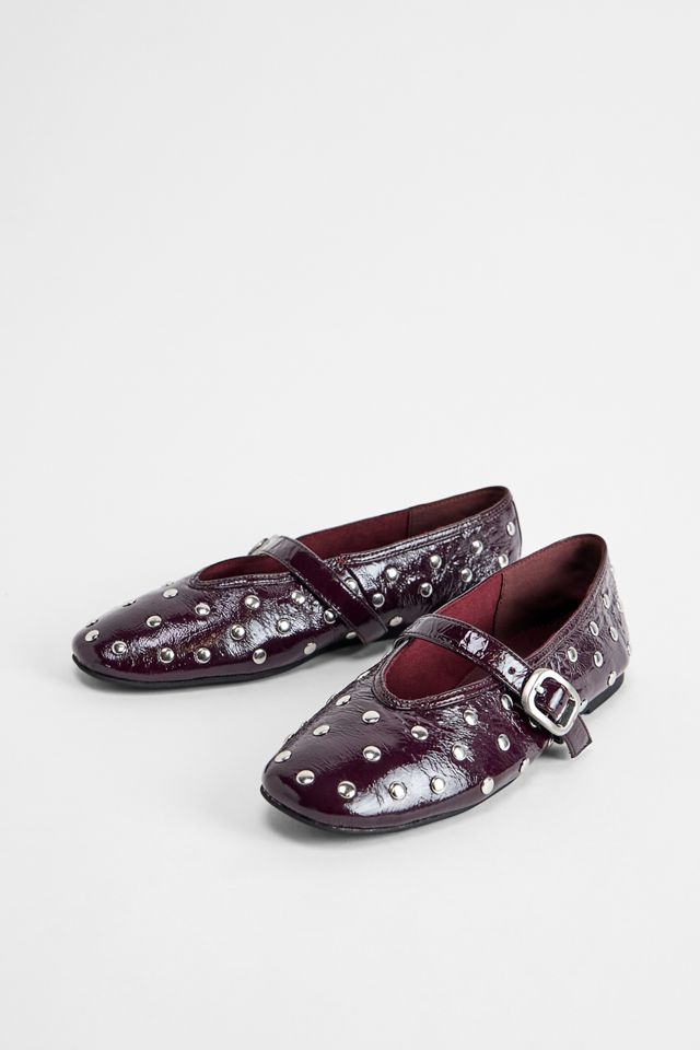 Steve Madden Wine Archer Shoes