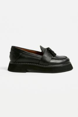 mocassins urban outfitters