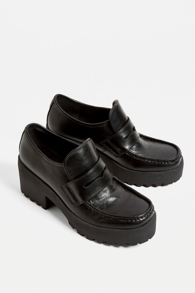 Urban Outfitters – Halbschuhe „Clara“ mit Absatz #1