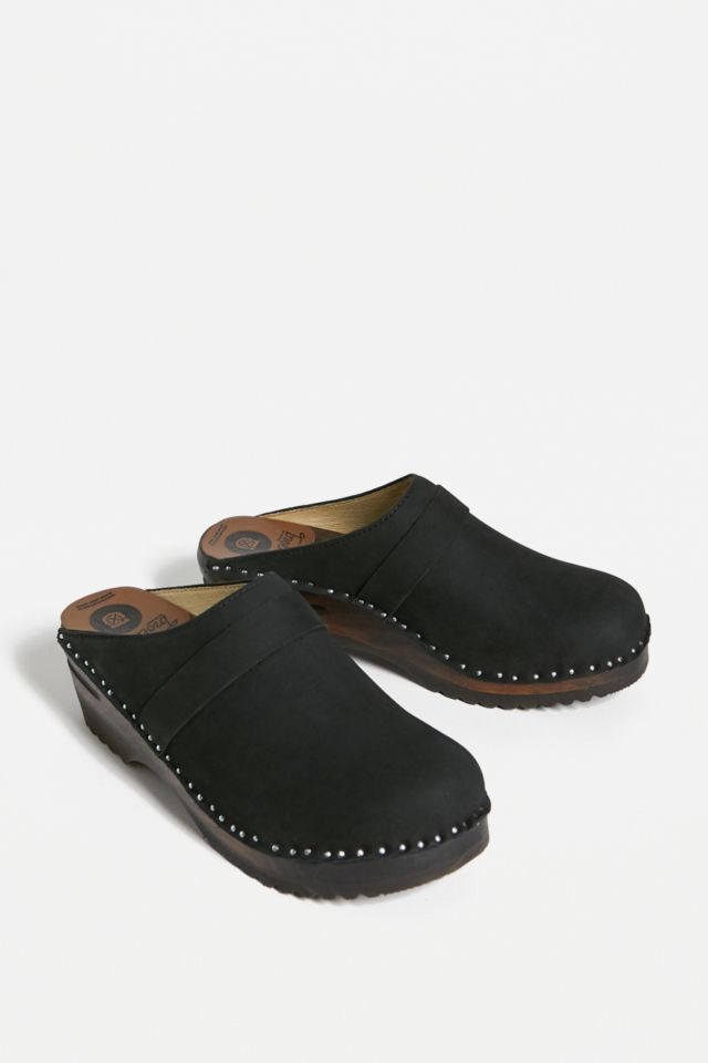 Troentorp Black Da Vinci Clogs | Urban Outfitters UK