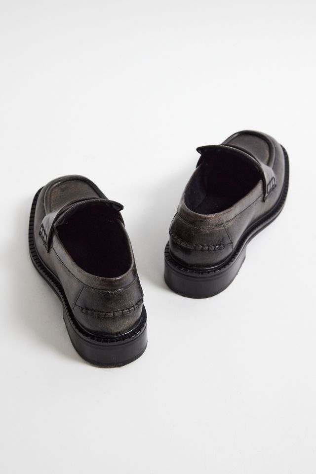 UO Abgenutzte Quadratische Leder Slipper #4