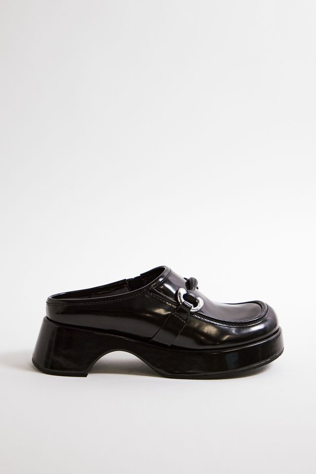 Zuecos Negros con Plataforma Charles & Keith #3