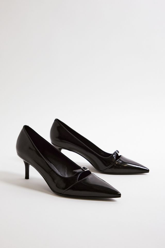 Tacones de Punta Charles & Keith #1