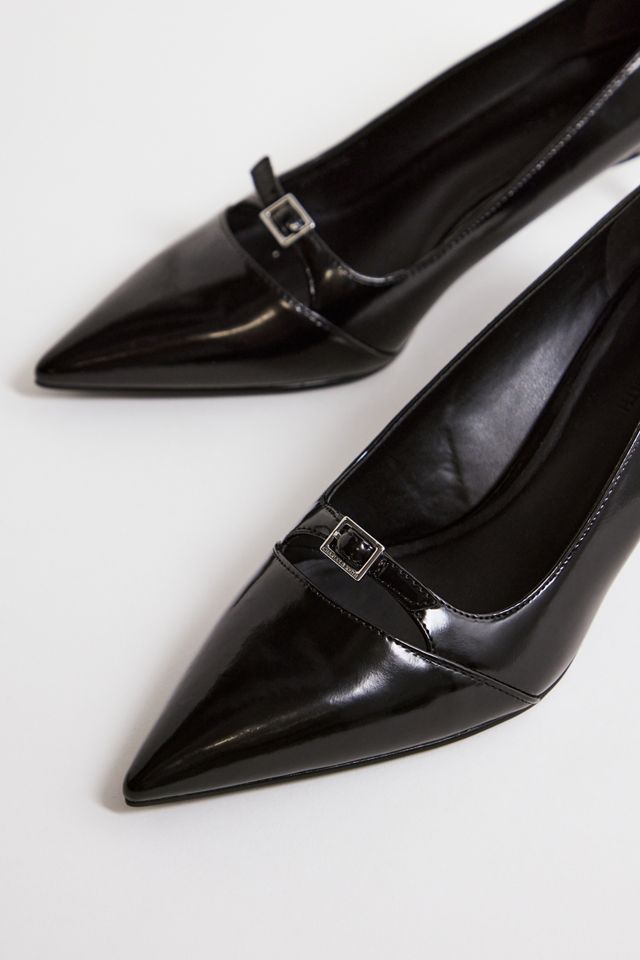 Tacones de Punta Charles & Keith #4