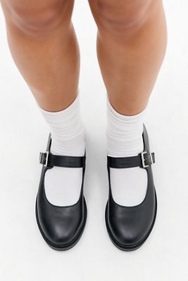 UO Schwarze Mila Mary Jane Schuhe