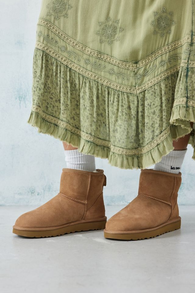 Ugg classic short mini sale