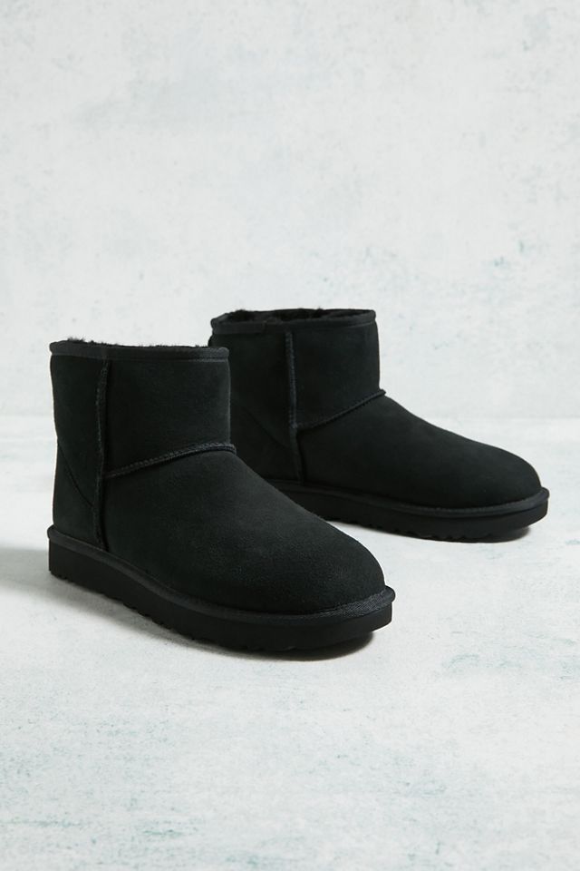 UGG – Stiefel „Classic Mini II‟ in Schwarz #2