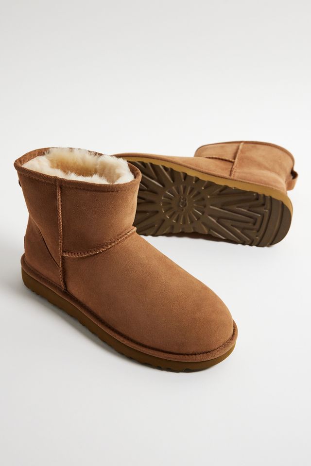 Bottes UGG Classic Mini Châtaigne #1