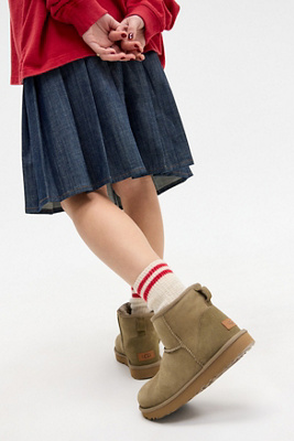 Bottes Antilope Classic Mini en taille: UK 5 - UGG - Modalova