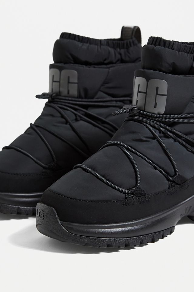 UGG Botas Yose Puffer Negras #3