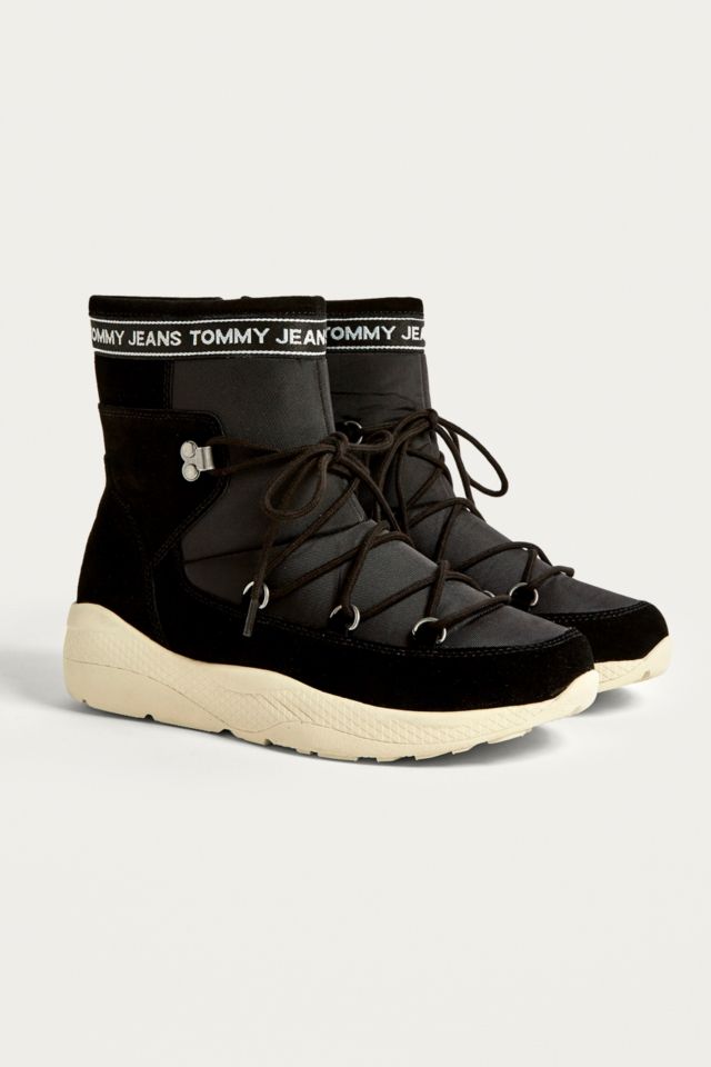 Hiking tommy 2025 jeans boots