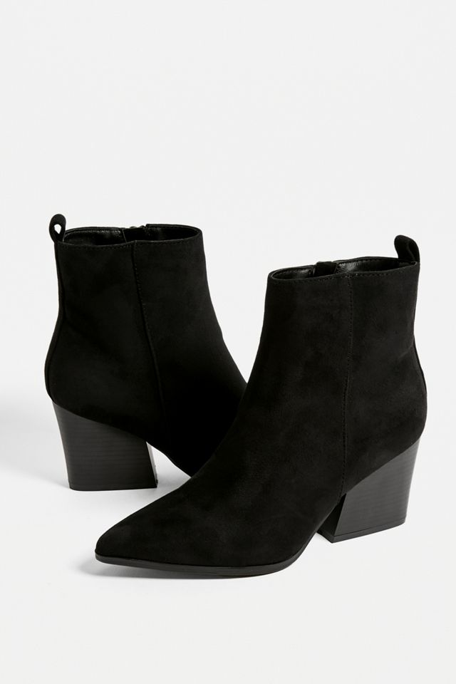 Matt & Nat – Stiefeletten „Ming‟ in Schwarz aus Wildlederimitat mit Absatz #2