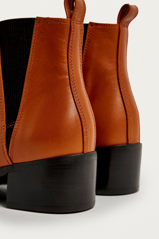 E8 by Miista – Chelsea-Boots „Ula“ aus Leder in Hellbraun #4