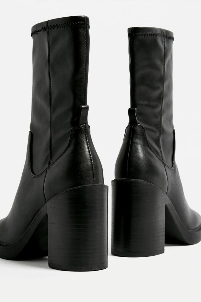 uo leo platform boot