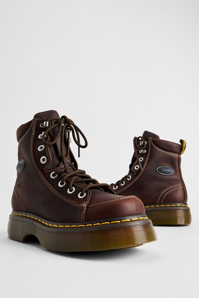Dr. Martens Braune Buzz 8-Loch Stiefel #1