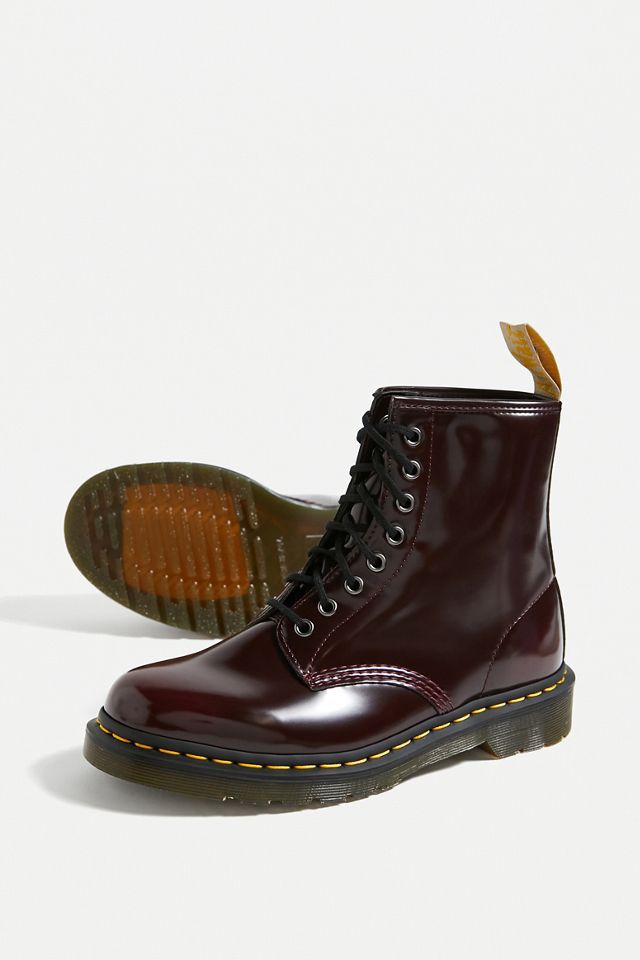 Dr. Martens – Vegane Stiefel „1460" mit 8 Ösen in Kirschrot #2