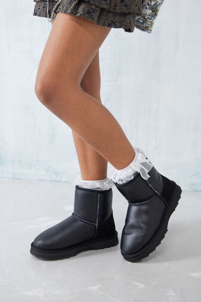 EMU Australia Black Sharky Mini Town Boots | Urban Outfitters UK