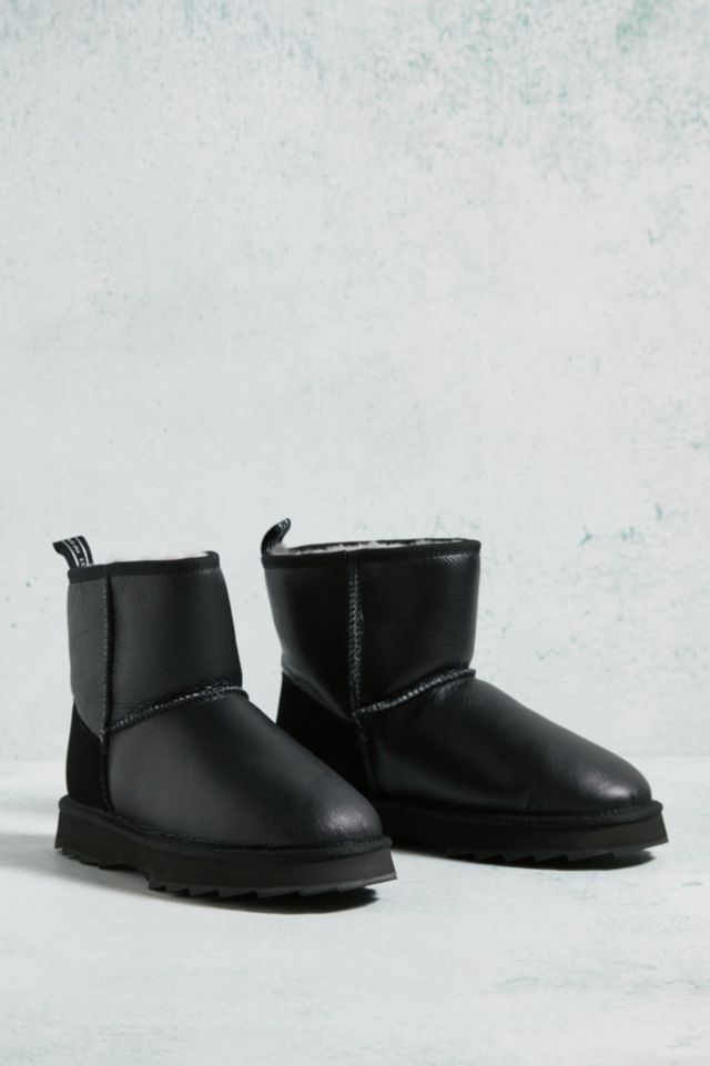 EMU Australia Black Sharky Mini Town Boots | Urban Outfitters UK