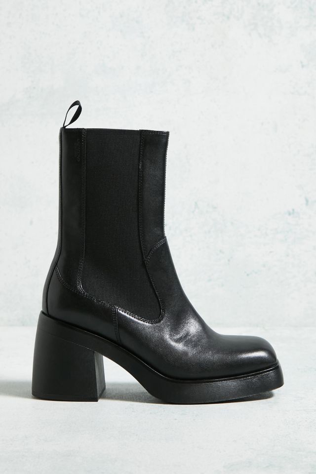 Black chelsea boots urban outfitters online