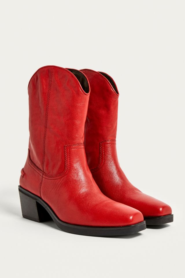 Vagabond hot sale red boots