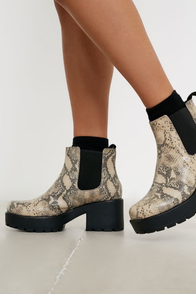 kok Orientalsk crush Vagabond Dioon Snakeskin Chelsea Boots | Urban Outfitters UK