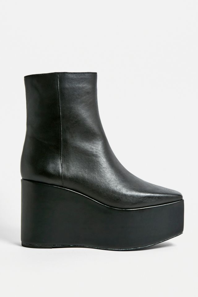 Jeffrey campbell viajar wedge best sale hiker booties