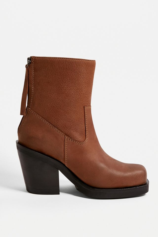 Urban Outfitters –  Westernstiefel „Betsey” aus Leder mit quadratischer Zehenpartie #2