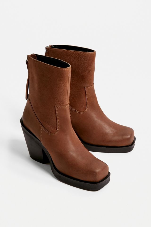 Urban Outfitters –  Westernstiefel „Betsey” aus Leder mit quadratischer Zehenpartie #3