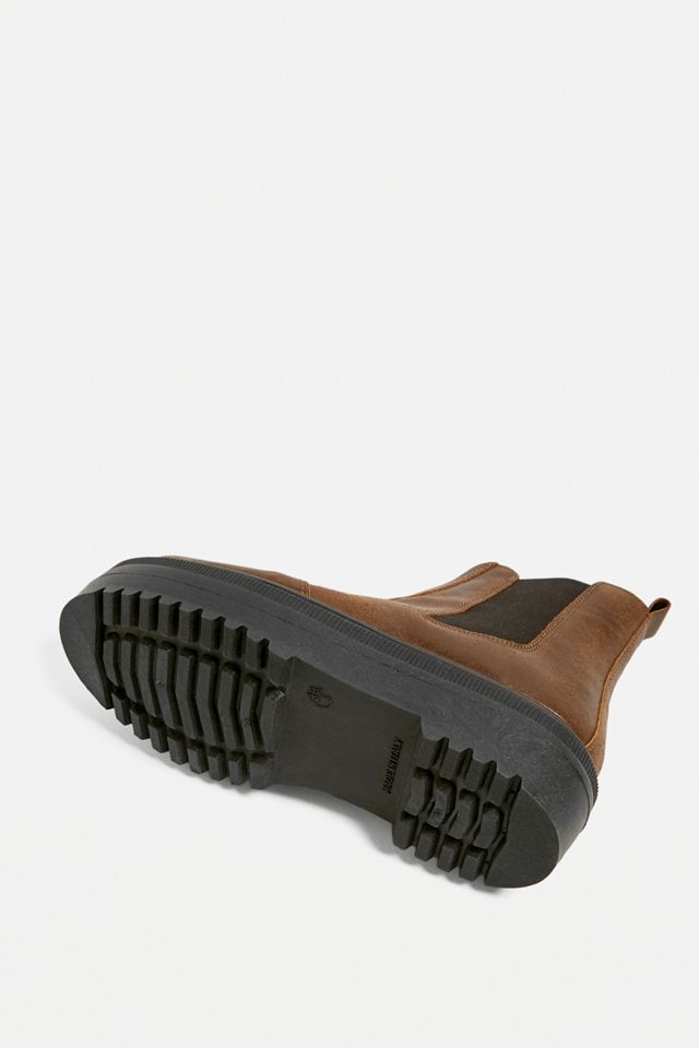 UO Brody Brown Suede Platform Chelsea Boots #4