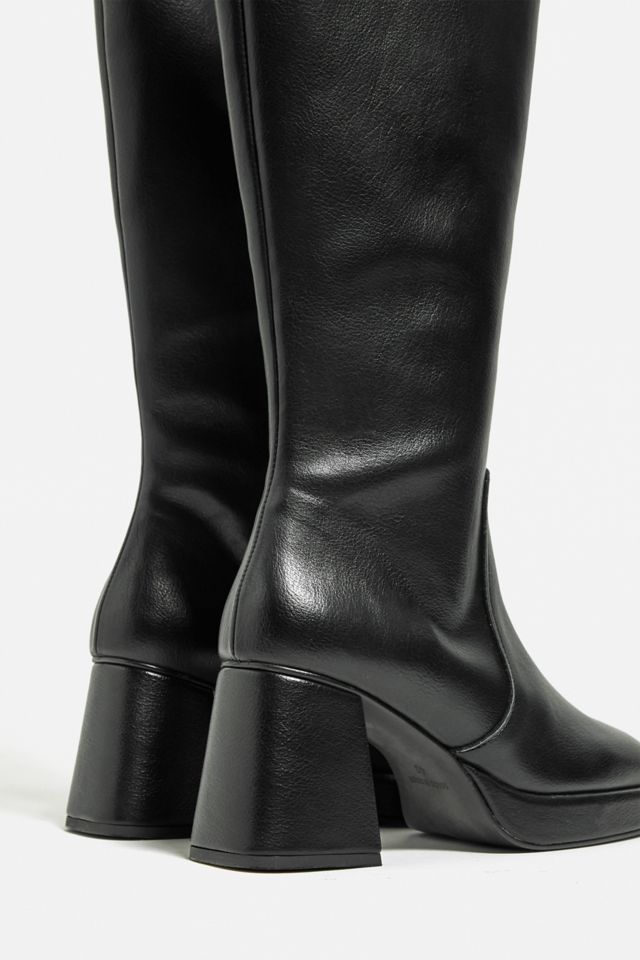 Urban outfitters black clearance boots