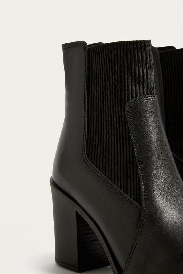 Rachael Ribbed Leather Chelsea Boots | Urban Outfitters UK