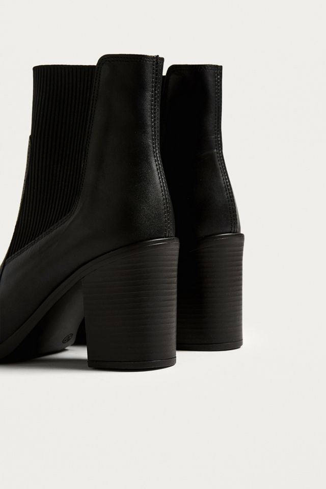 Rachael Ribbed Leather Chelsea Boots | Urban Outfitters UK