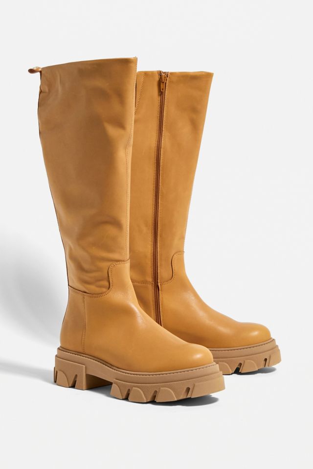 Steve Madden Mana Camel Boots Urban Outfitters UK