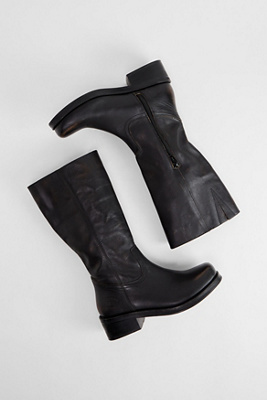 BDG Pull-On Leather Boots - Black UK 7 at Urban Outfitters