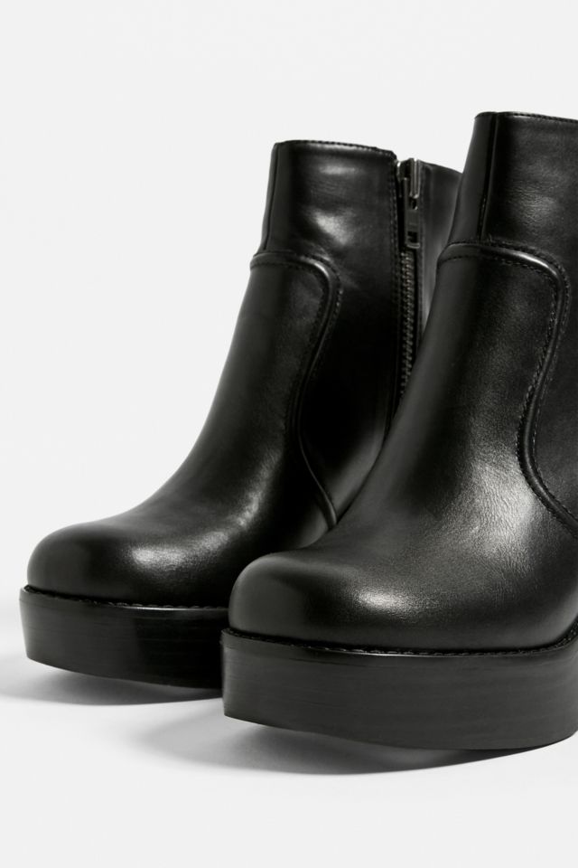 UO Leo Black Platform Boots