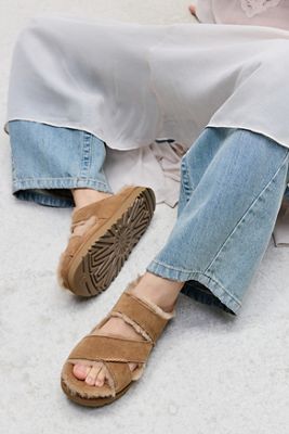 UGG Chestnut Greenport Cross Sandals